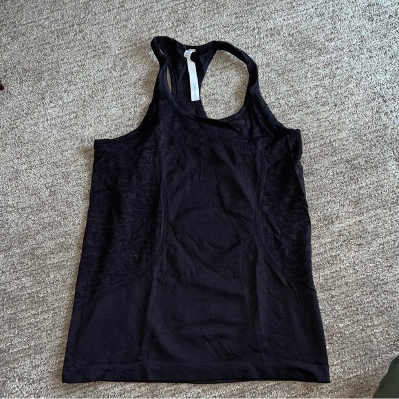 lululemon athletica Tops - EUC lululemon tank